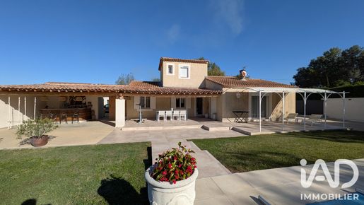 Maison 5 pièces 155 m² · à Entraigues-sur-la-Sorgue · 155 m² · 520 000 €