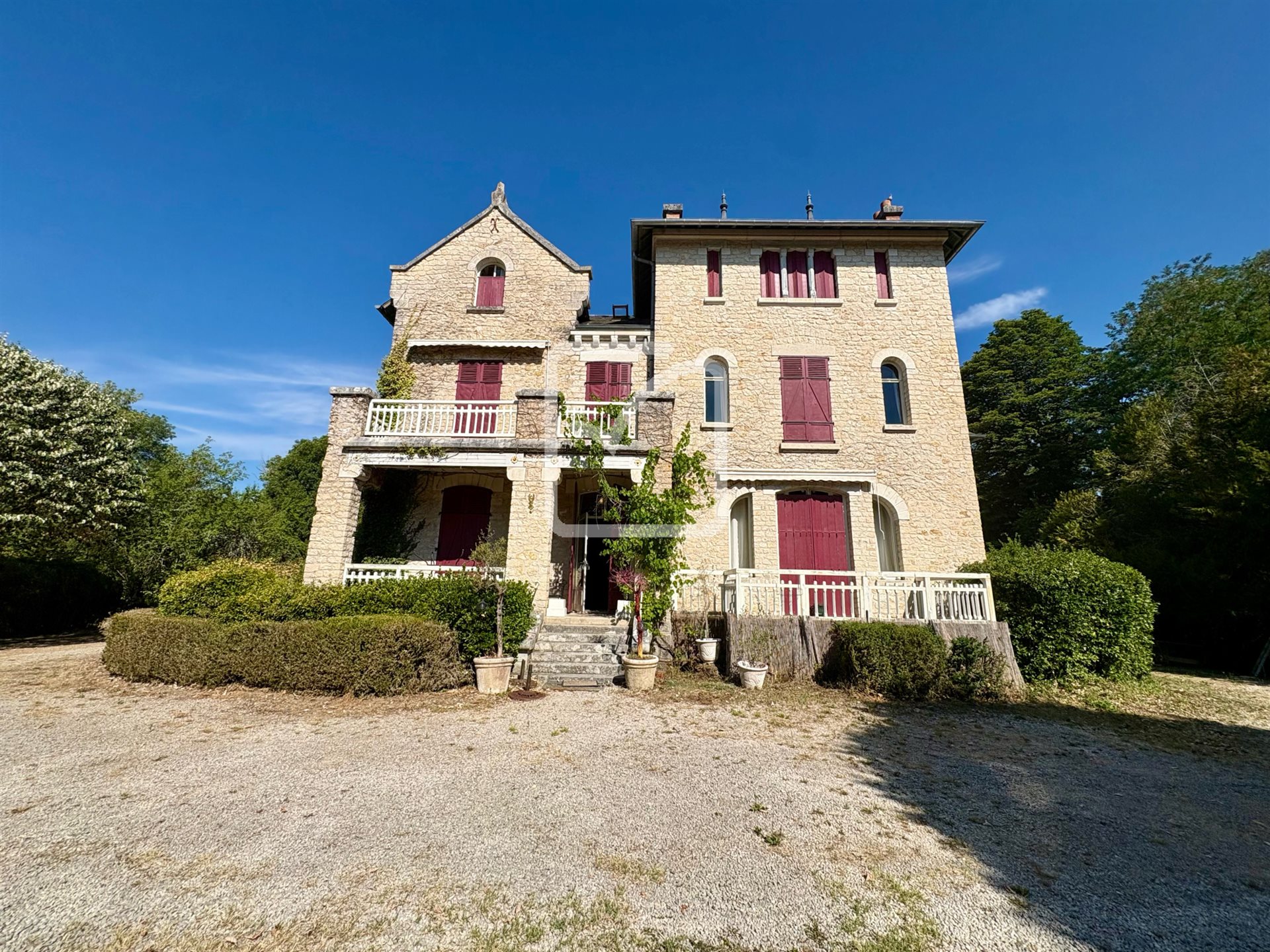 Maison à vendre, 756m², Hautefort
