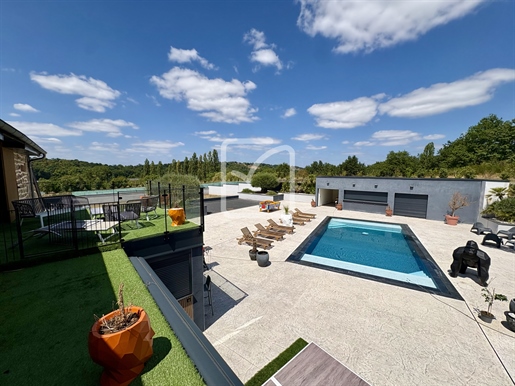 12 pièces 400 m² · à Ussac · 400 m² · 1 625 000 €