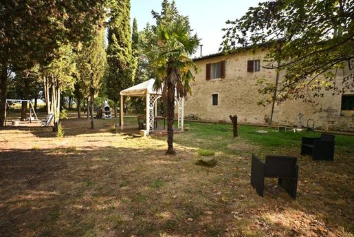 Casolare eladó Colle di Val d'Elsa-ban