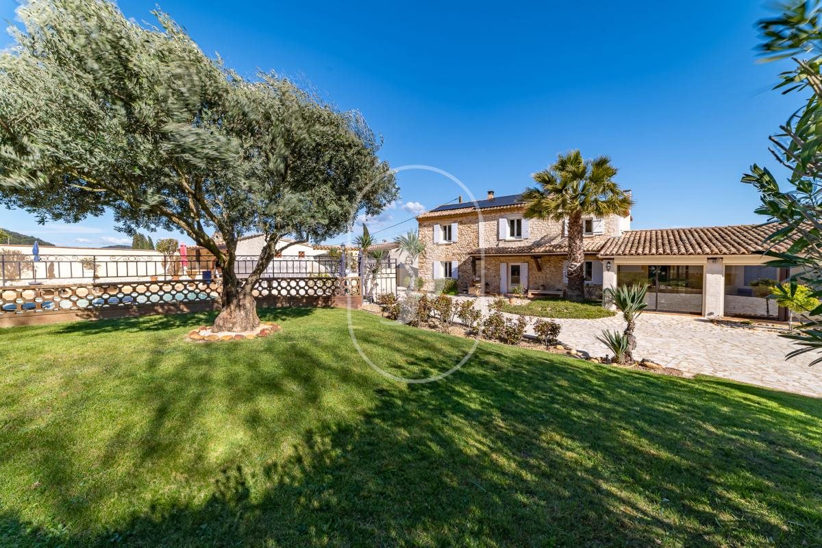 Maison à vendre, 182m², Uzès