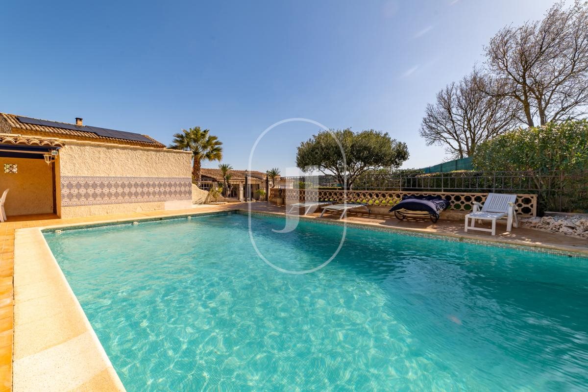 Maison à vendre, 182m², Uzès