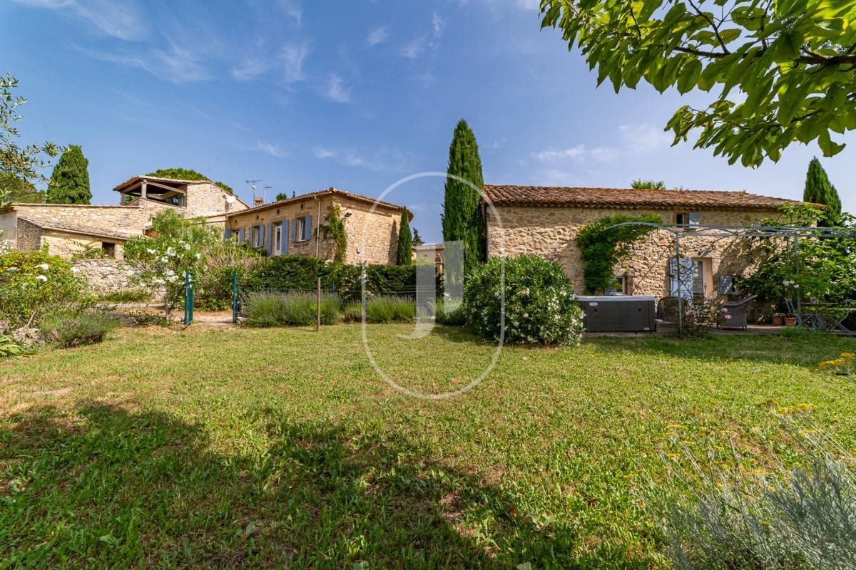 Maison à vendre, 220m², Aigaliers
