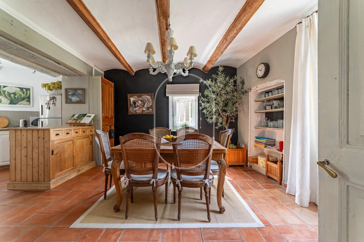 Maison à vendre, 220m², Aigaliers