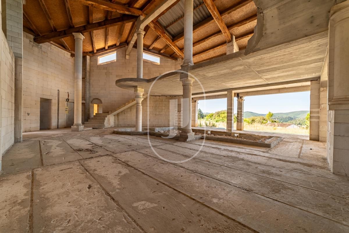 Maison à vendre, 646m², Saint-Martin-de-Valgalgues