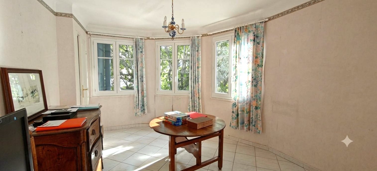 Purchase: Apartment (06600)