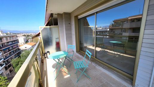 Appartement 3 pièces 64 m² · à Antibes · 64 m² · 359 000 €