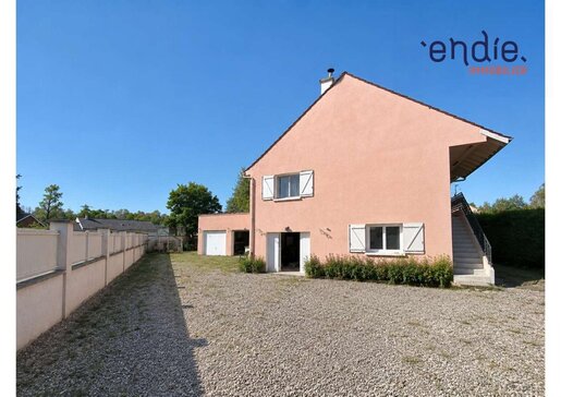 Maison 6 pièces 136 m² · à Auxonne · 136 m² · 250 000 €