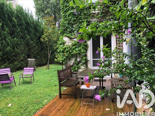 Maison 8 pièces 240 m² · à Saint-Cloud · 240 m² · 1 995 000 €