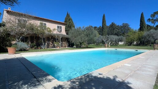 Maison 7 pièces 210 m² · à Martigues · 210 m² · 750 000 €