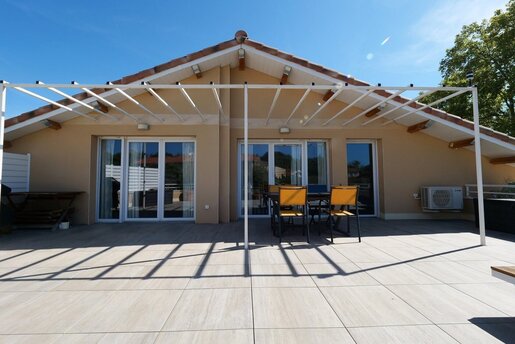 Appartement 4 pièces 102 m² · à Salon-de-Provence · 102 m² · 525 000 €