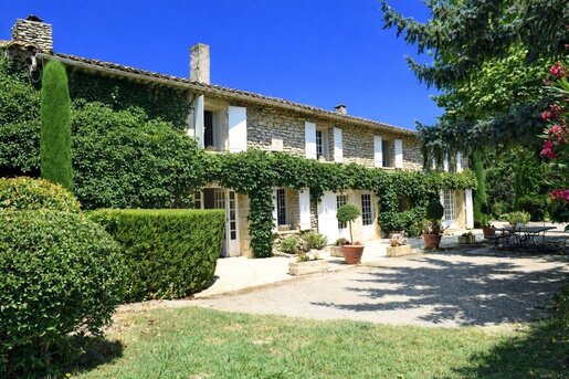 Maison 13 pièces 434 m² · à Sénas · 434 m² · 1 590 000 €