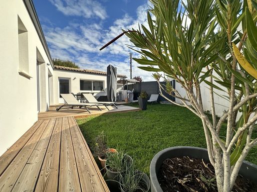 Maison 5 pièces 103 m² · à La Rochelle · 103 m² · 459 800 €