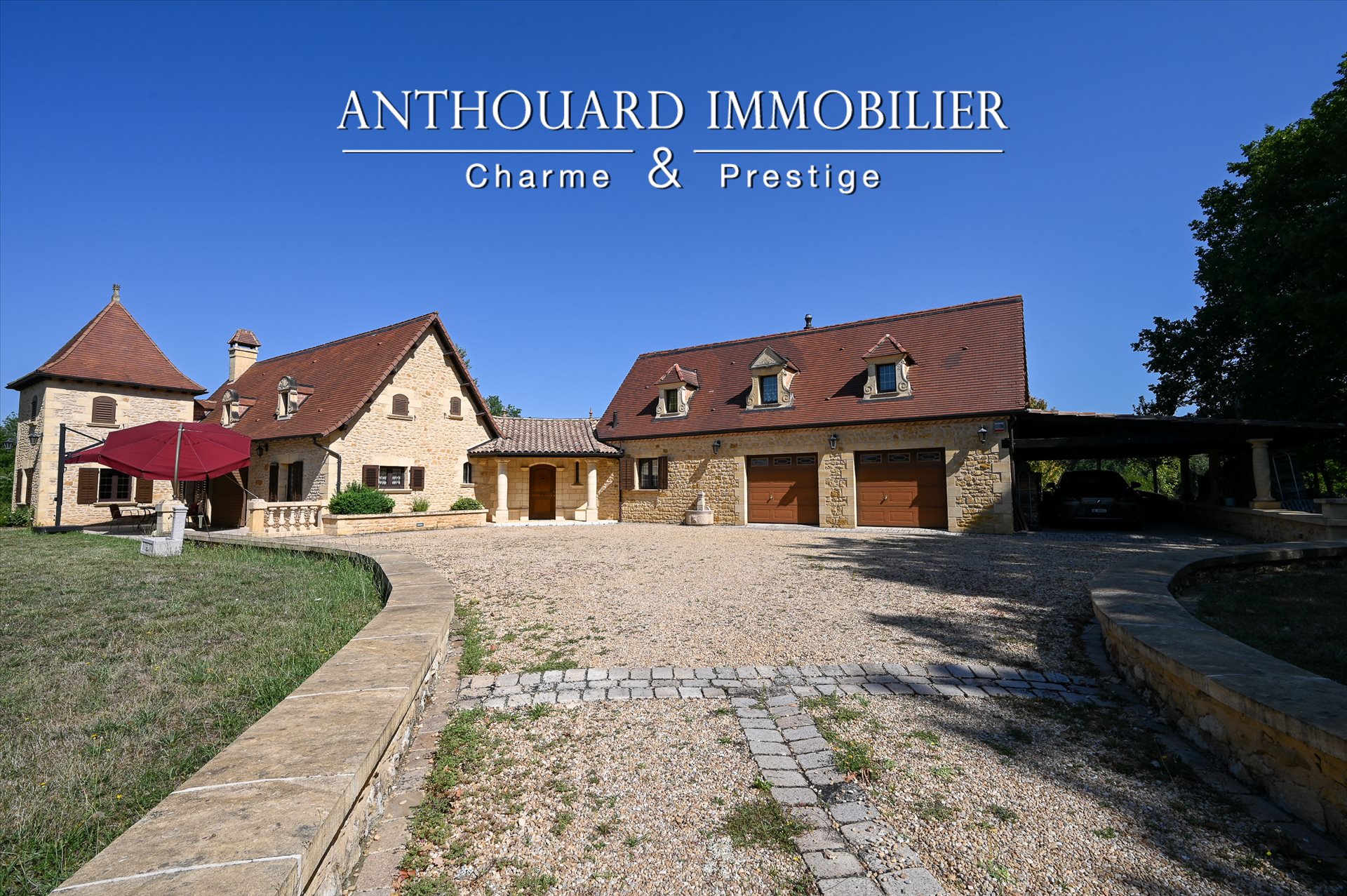 Maison 7 pièces 240 m² · à Lalinde · 240 m² · 890 000 €