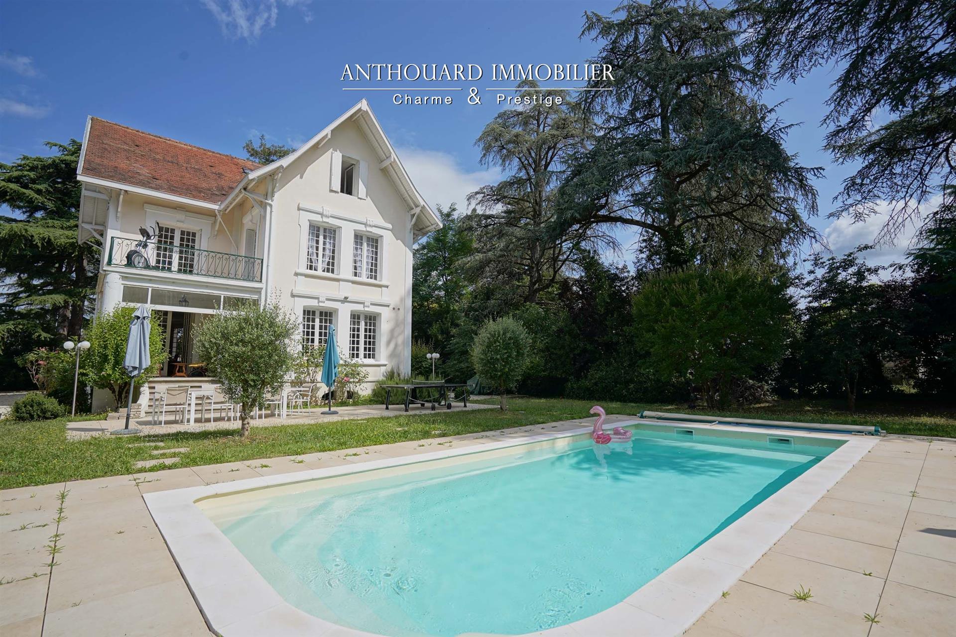 Maison à vendre, 250m², Bergerac