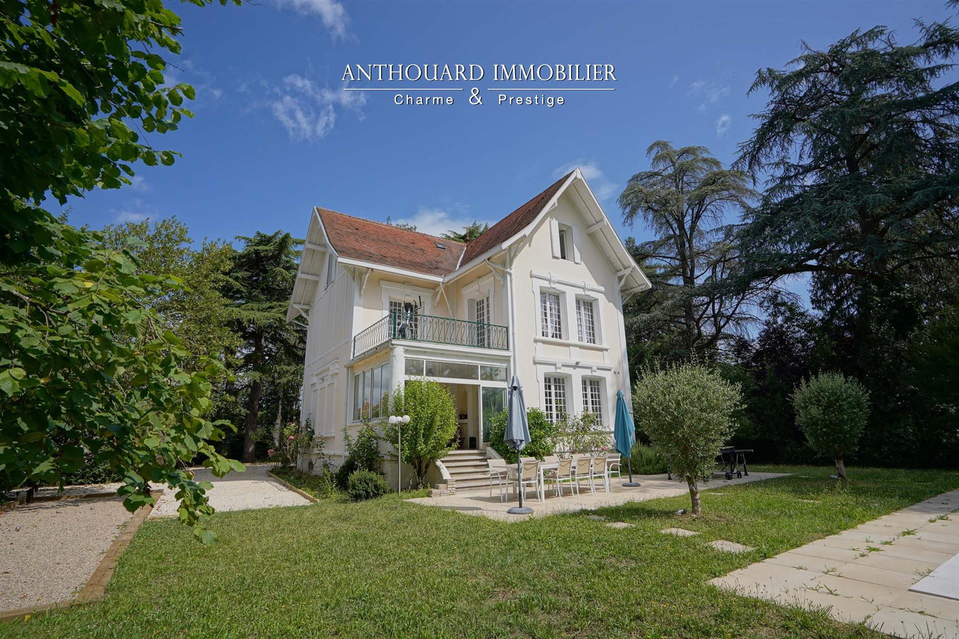 Maison à vendre, 250m², Bergerac