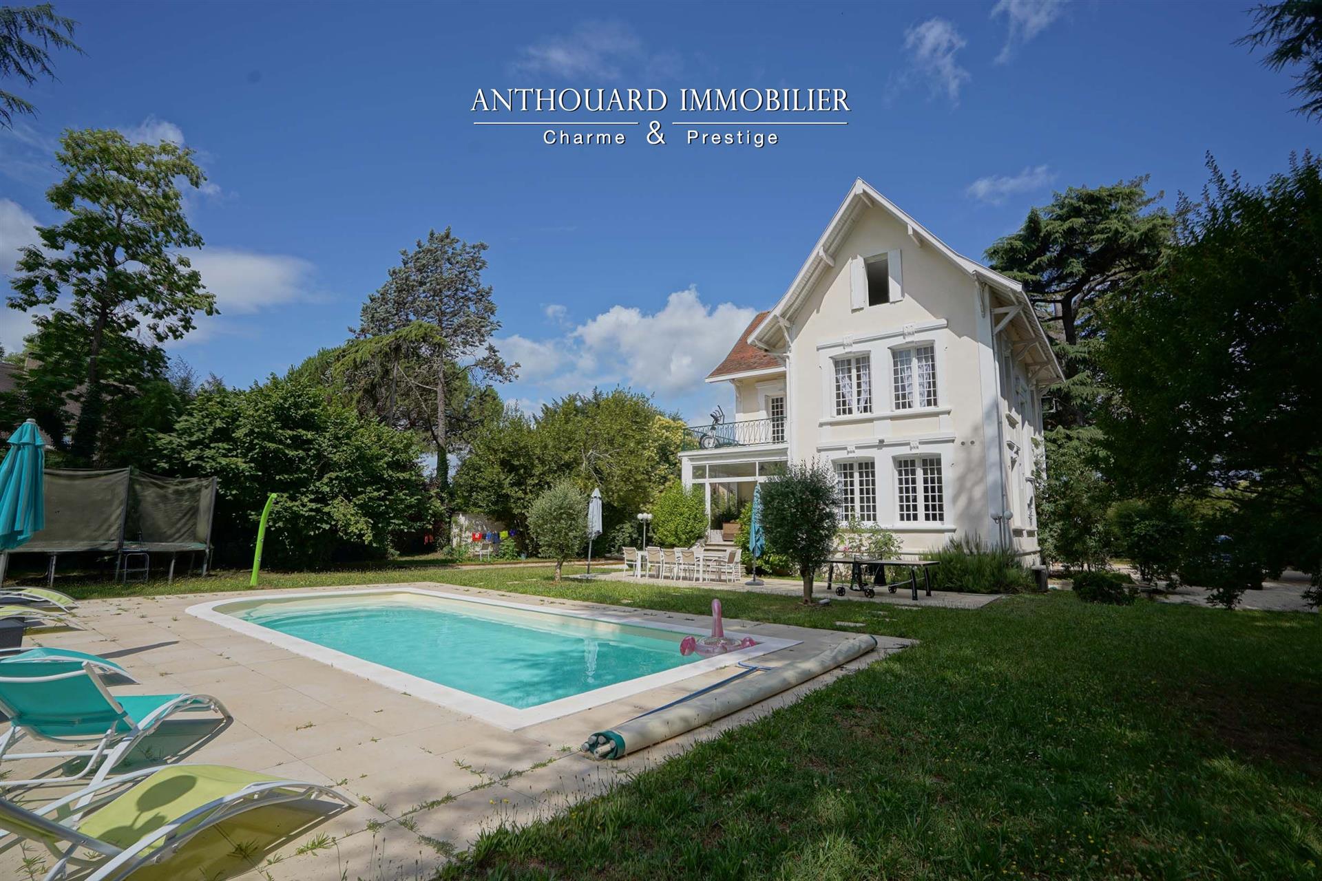 Maison à vendre, 250m², Bergerac