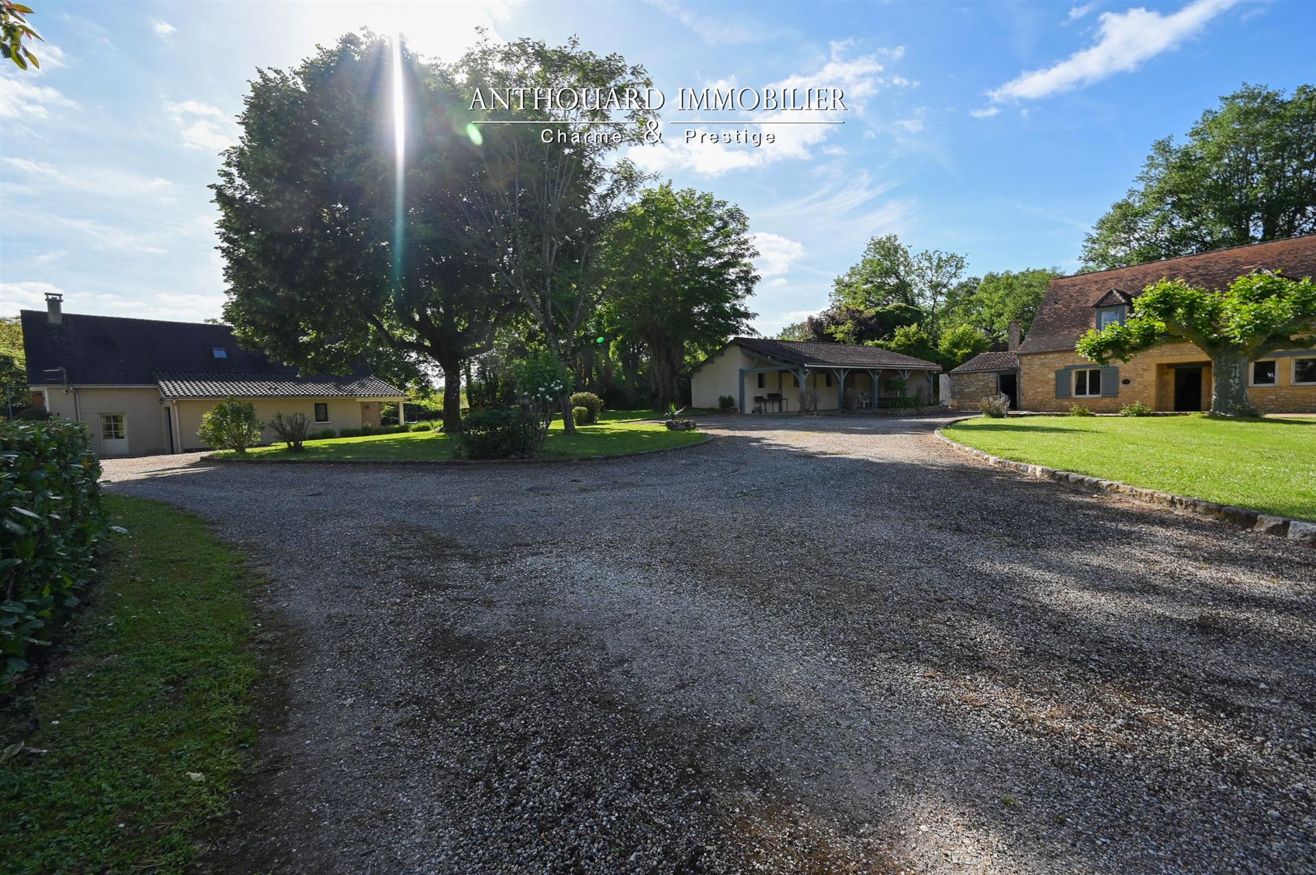Maison à vendre, 260m², Lalinde