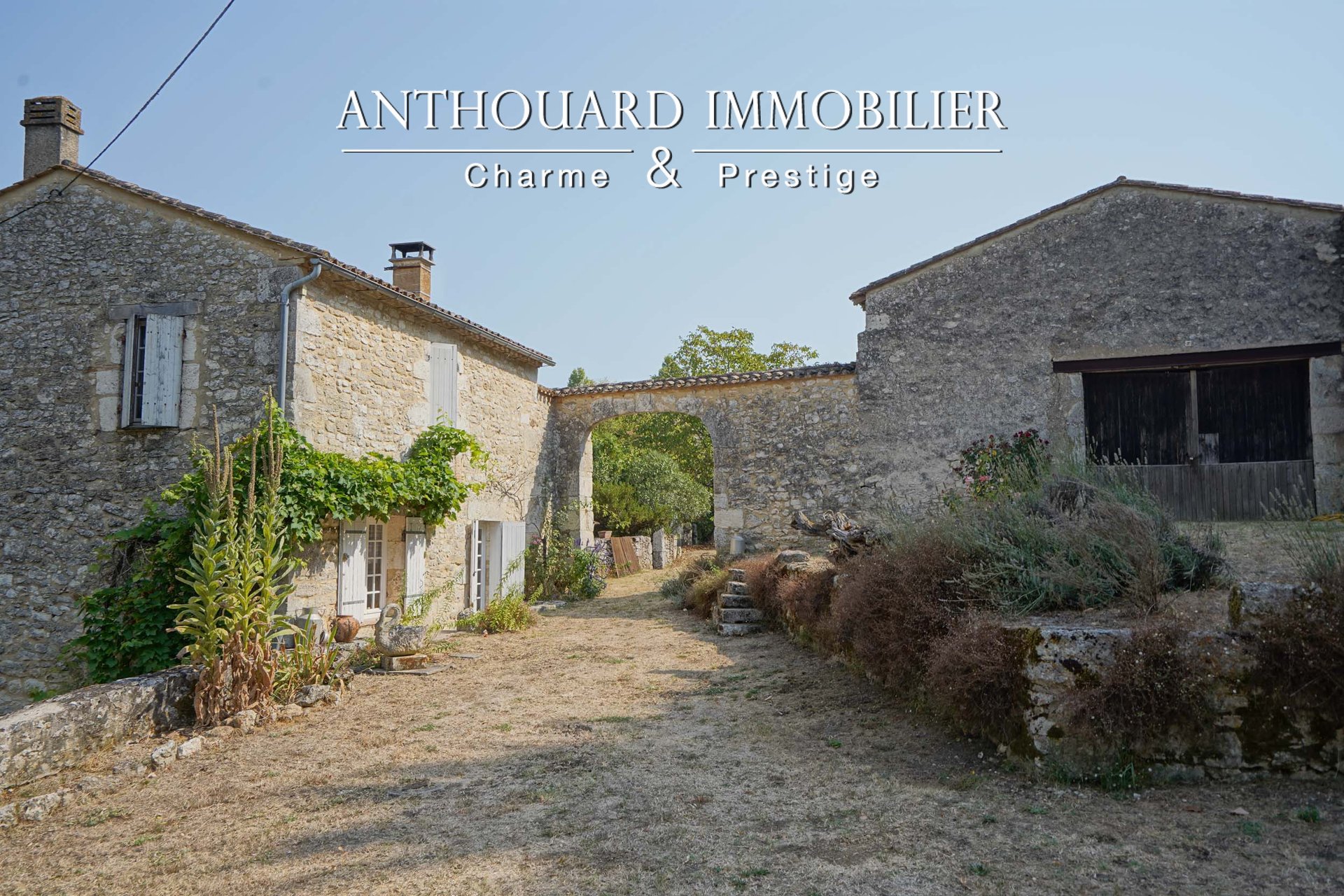 Maison à vendre, 584m², Sainte-Foy-la-Grande