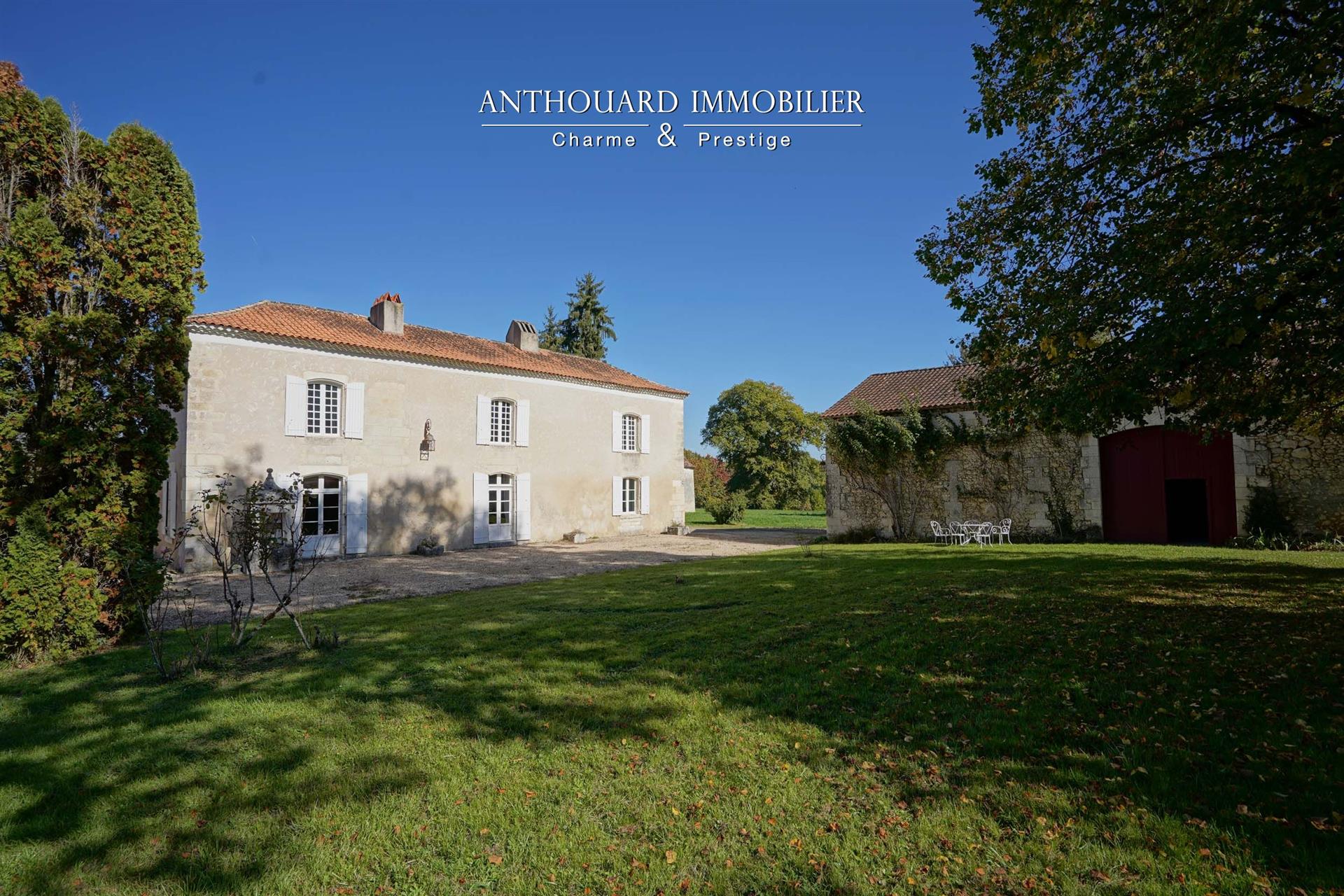 Maison à vendre, 504m², Ribérac