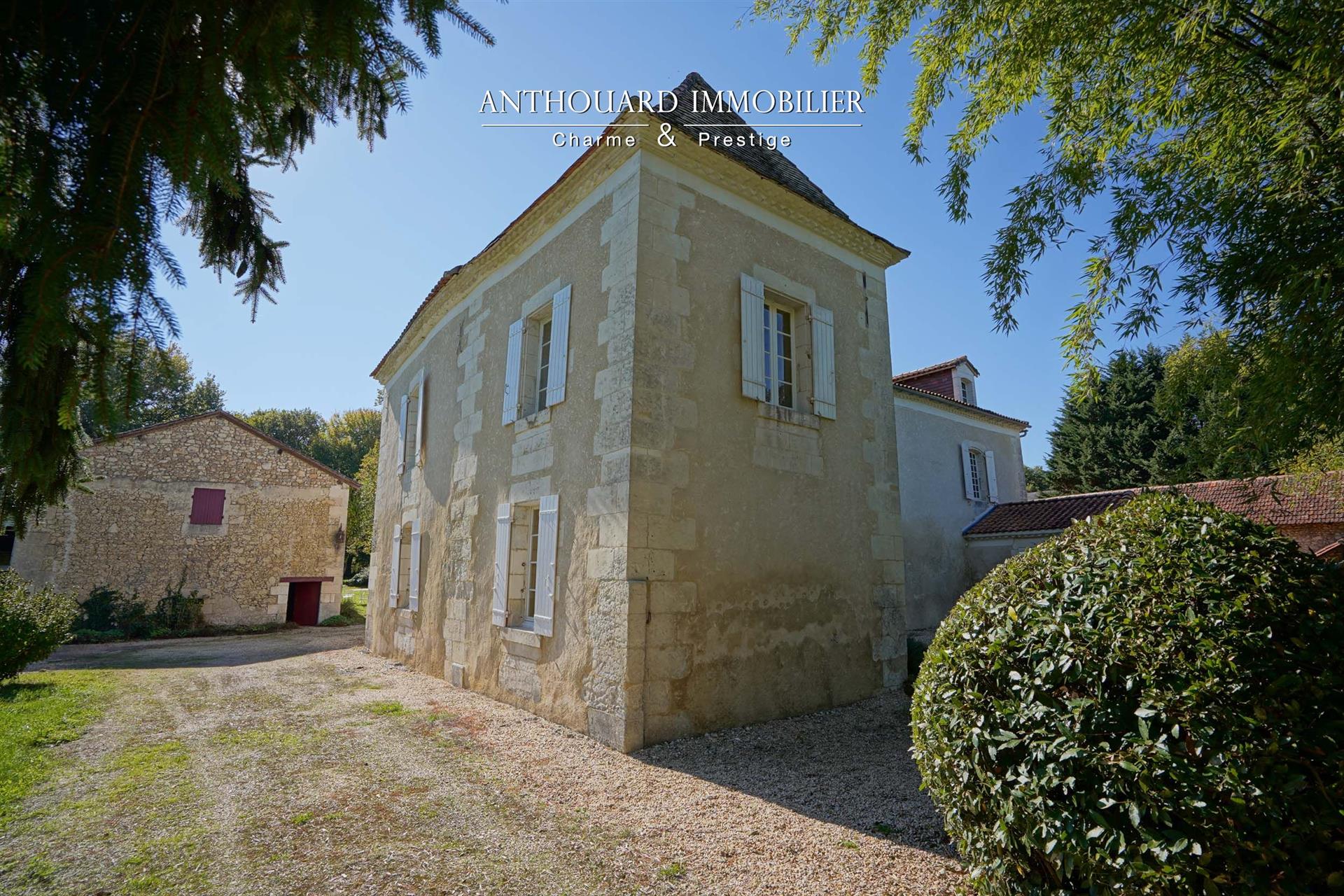 Maison à vendre, 504m², Ribérac