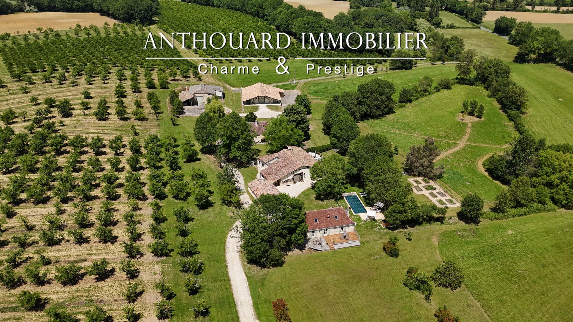Ev, 425 m², arsa 425 m²