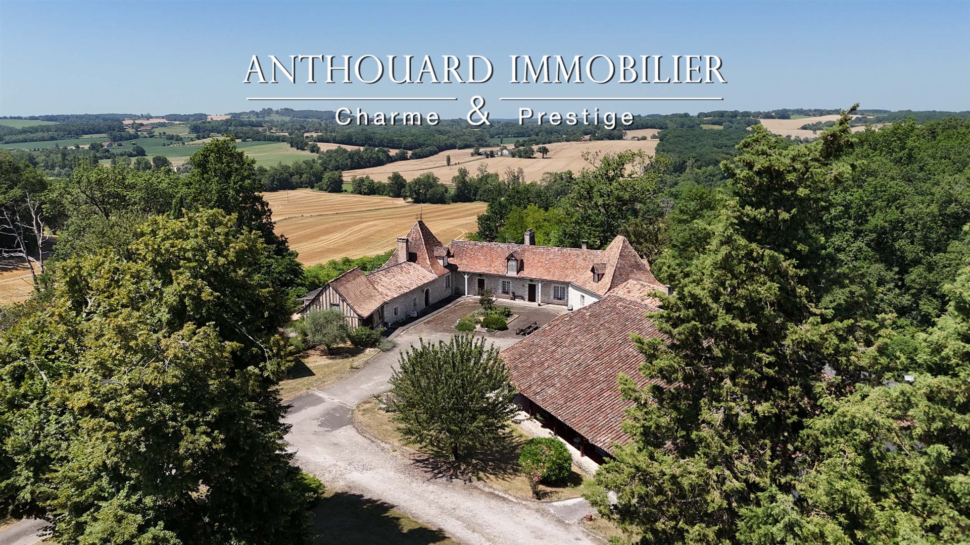 Maison 23 pièces 675 m² · à Plaisance · 675 m² · 798 000 €