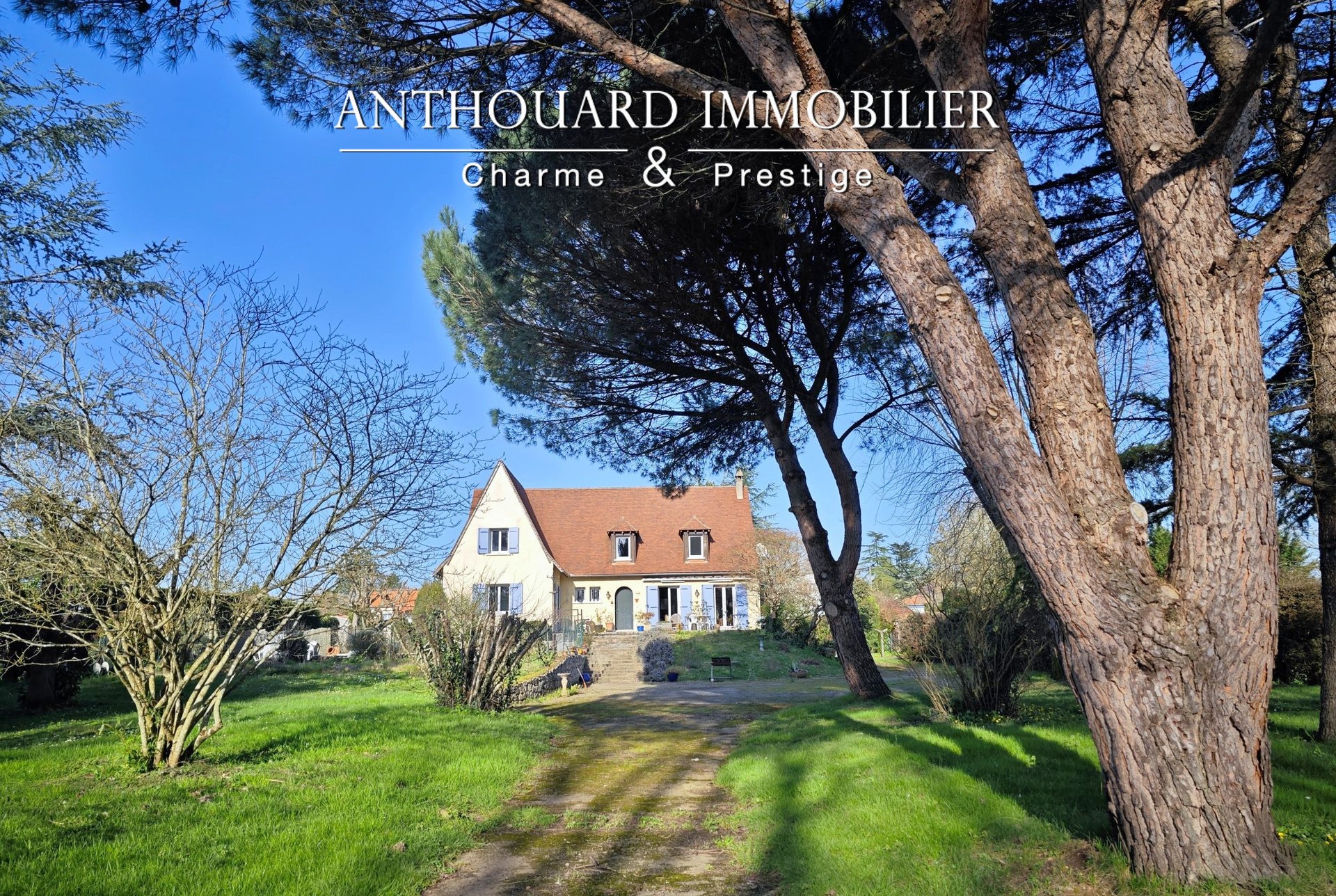 Maison à vendre, 215m², Saint-Médard-de-Mussidan