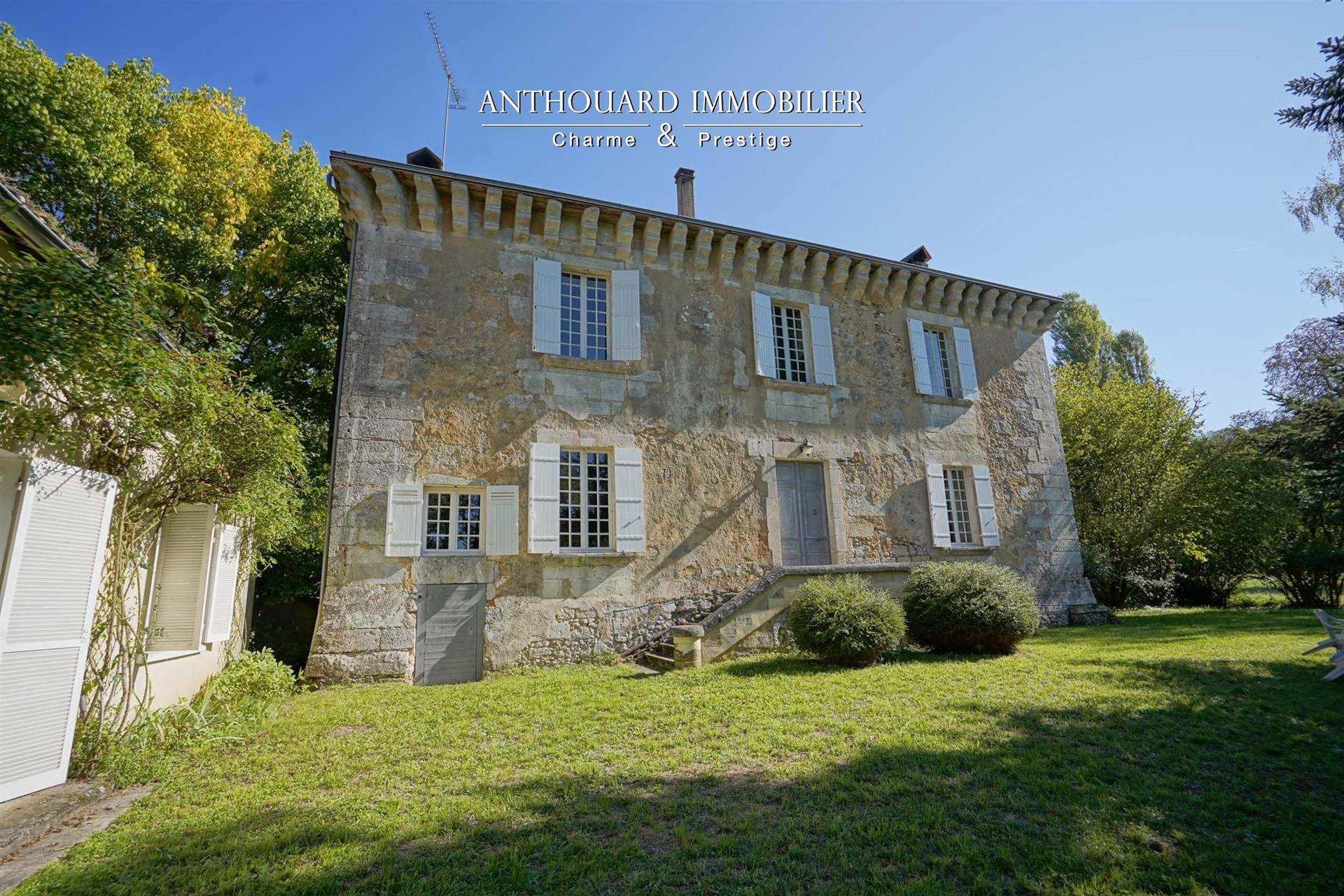 Maison à vendre, 350m², Vergt