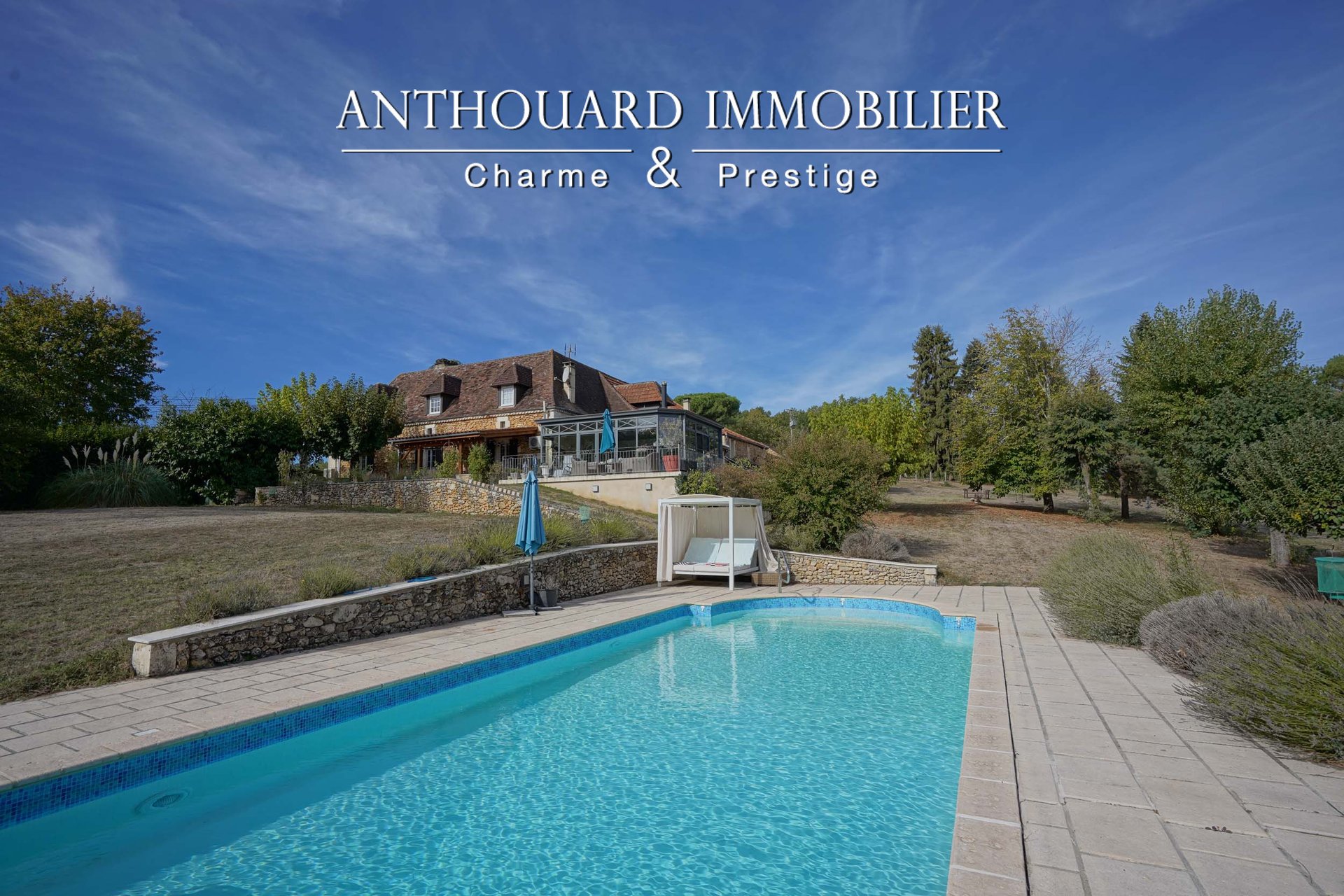 Maison 13 pièces 370 m² · à Bergerac · 370 m² · 740 000 €