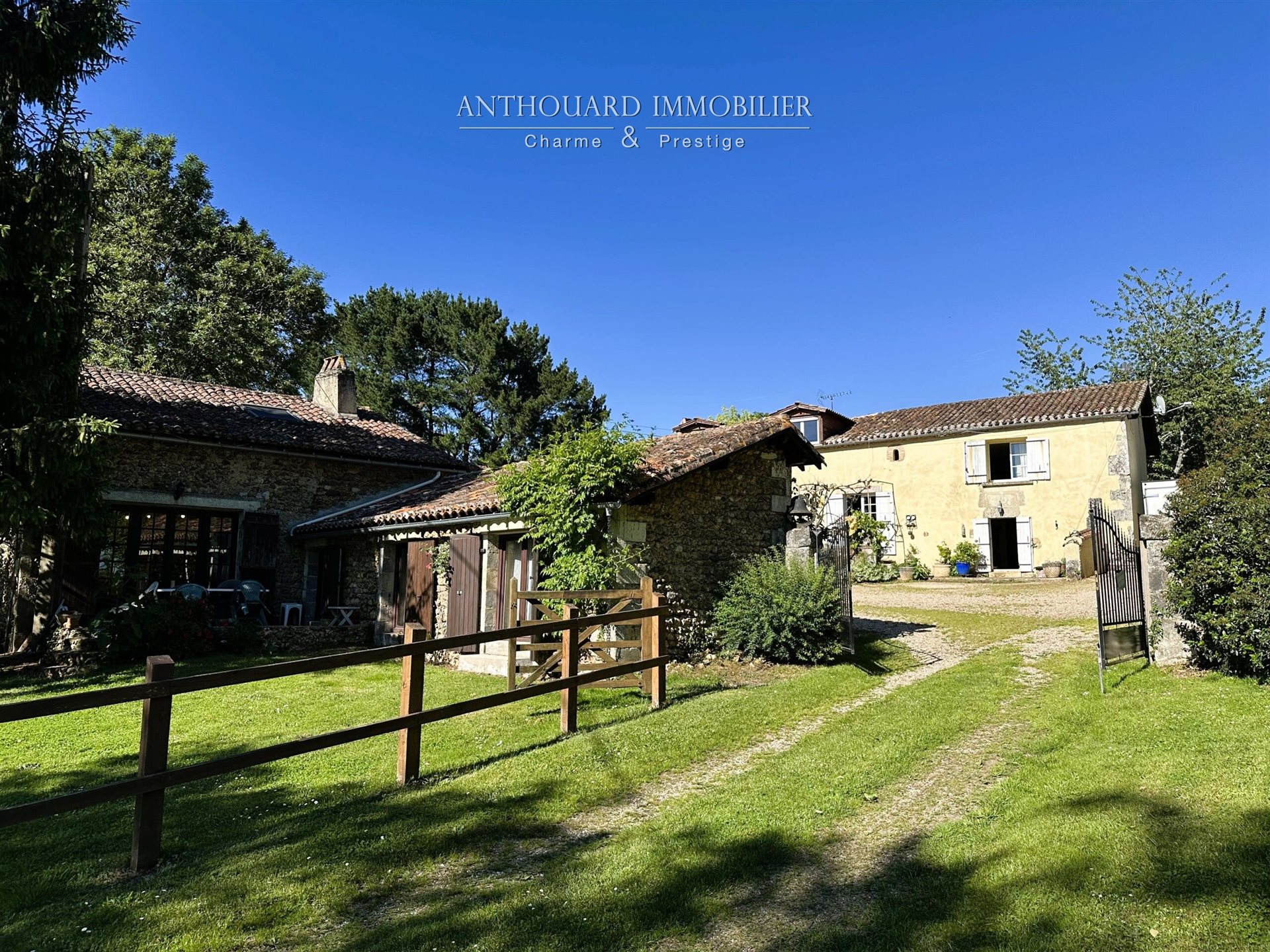 Maison à vendre, 338m², Vergt