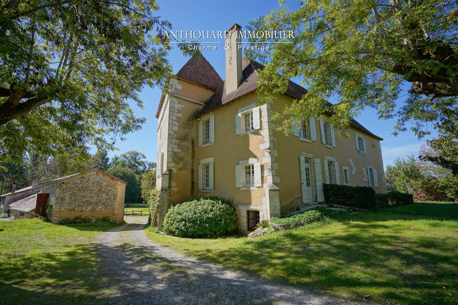 Maison à vendre, 300m², Villamblard
