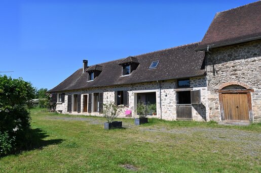 Maison 7 pièces 165 m² · à Saint-Yrieix-la-Perche · 165 m² · 495 000 €
