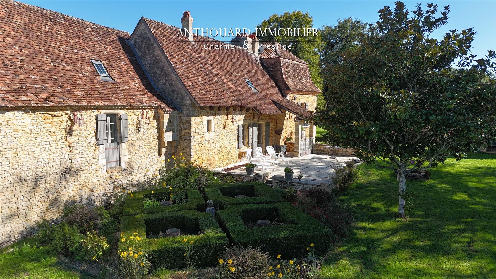 Maison à vendre, 400m², Périgueux