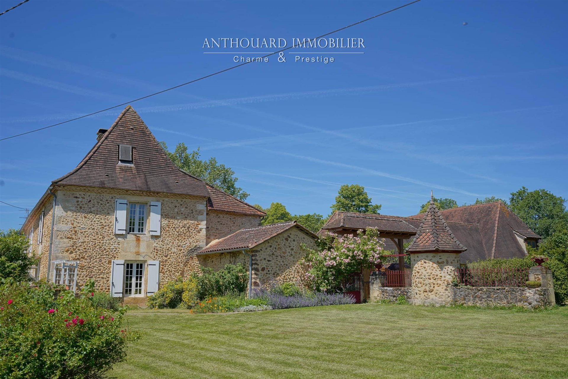 Maison 8 pièces 280 m² · à Vergt · 280 m² · 595 000 €