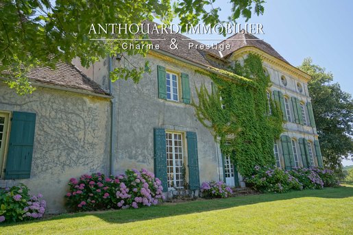 Maison 15 pièces 700 m² · à Bergerac · 700 m² · 1 300 000 €