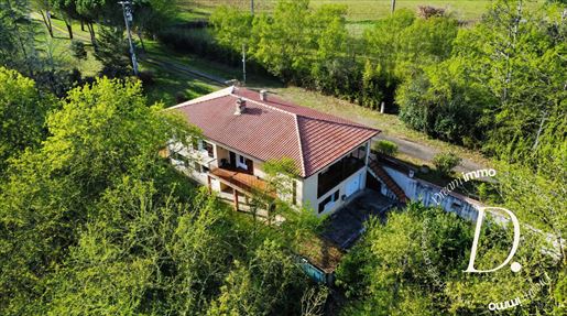 Maison 6 pièces 195 m² · à Vic-Fezensac · 195 m² · 224 900 €
