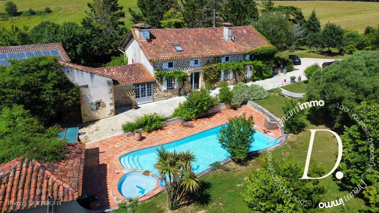 Maison à vendre, 368m², Lupiac