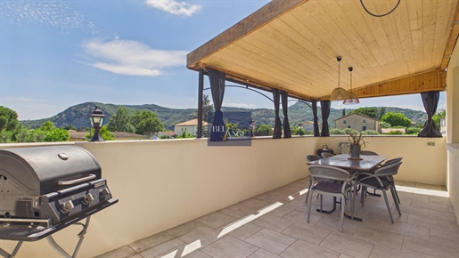 Maison 11 pièces 238 m² · à Vallon-Pont-d'Arc · 238 m² · 350 000 €
