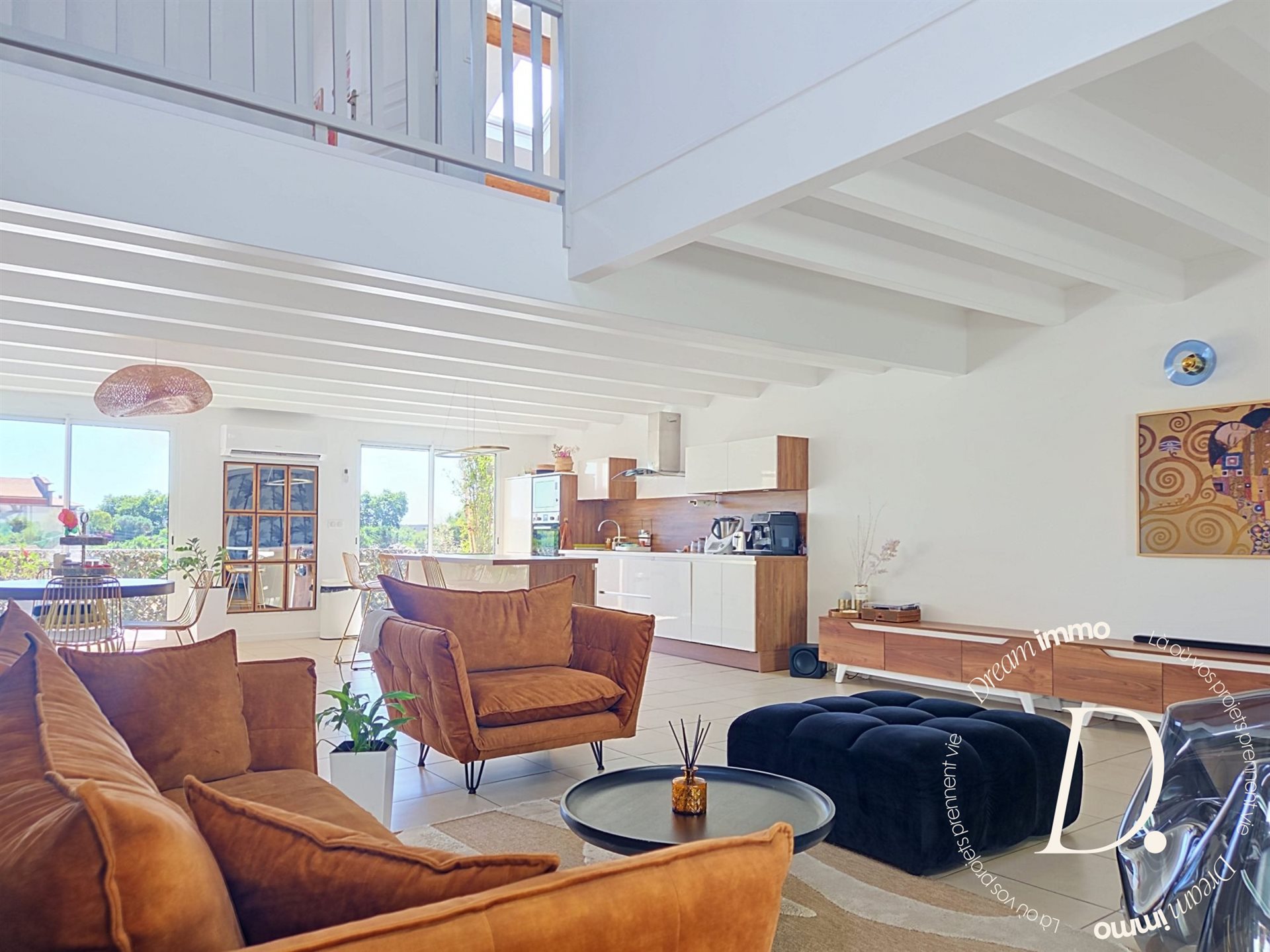 Maison à vendre, 110m², Pouzolles