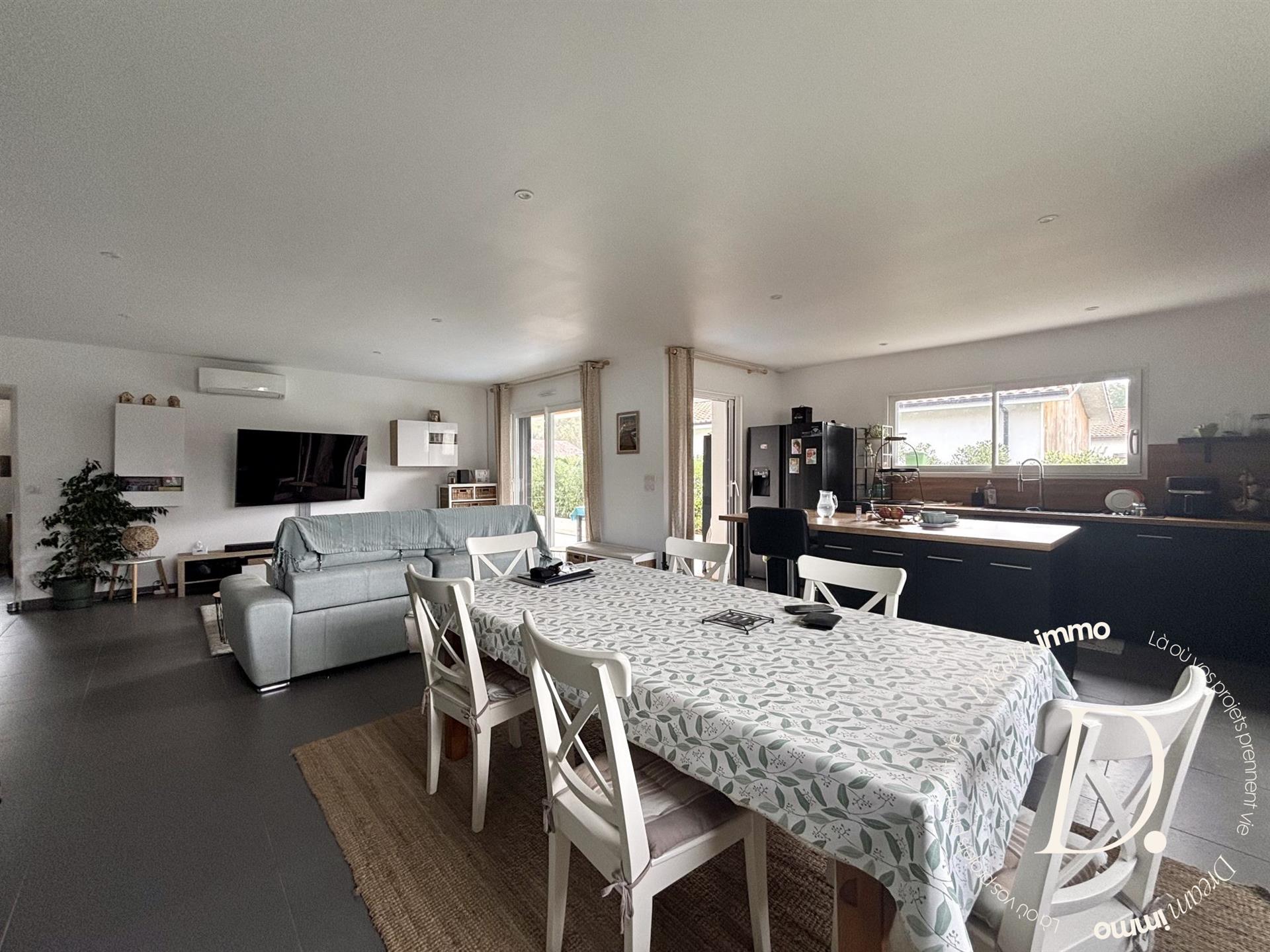 Maison à vendre, 101m², Castets
