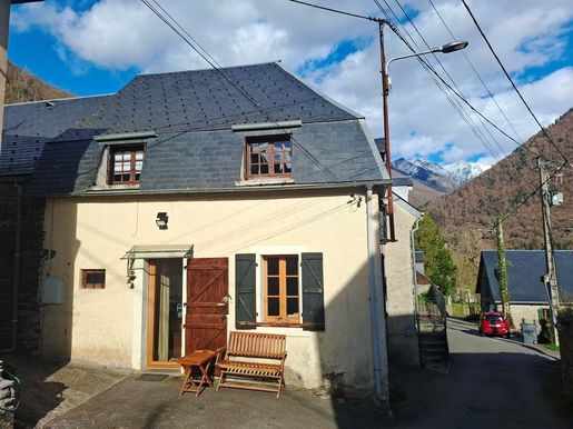 Maison 4 pièces 81 m² · à Melles · 81 m² · 135 000 €