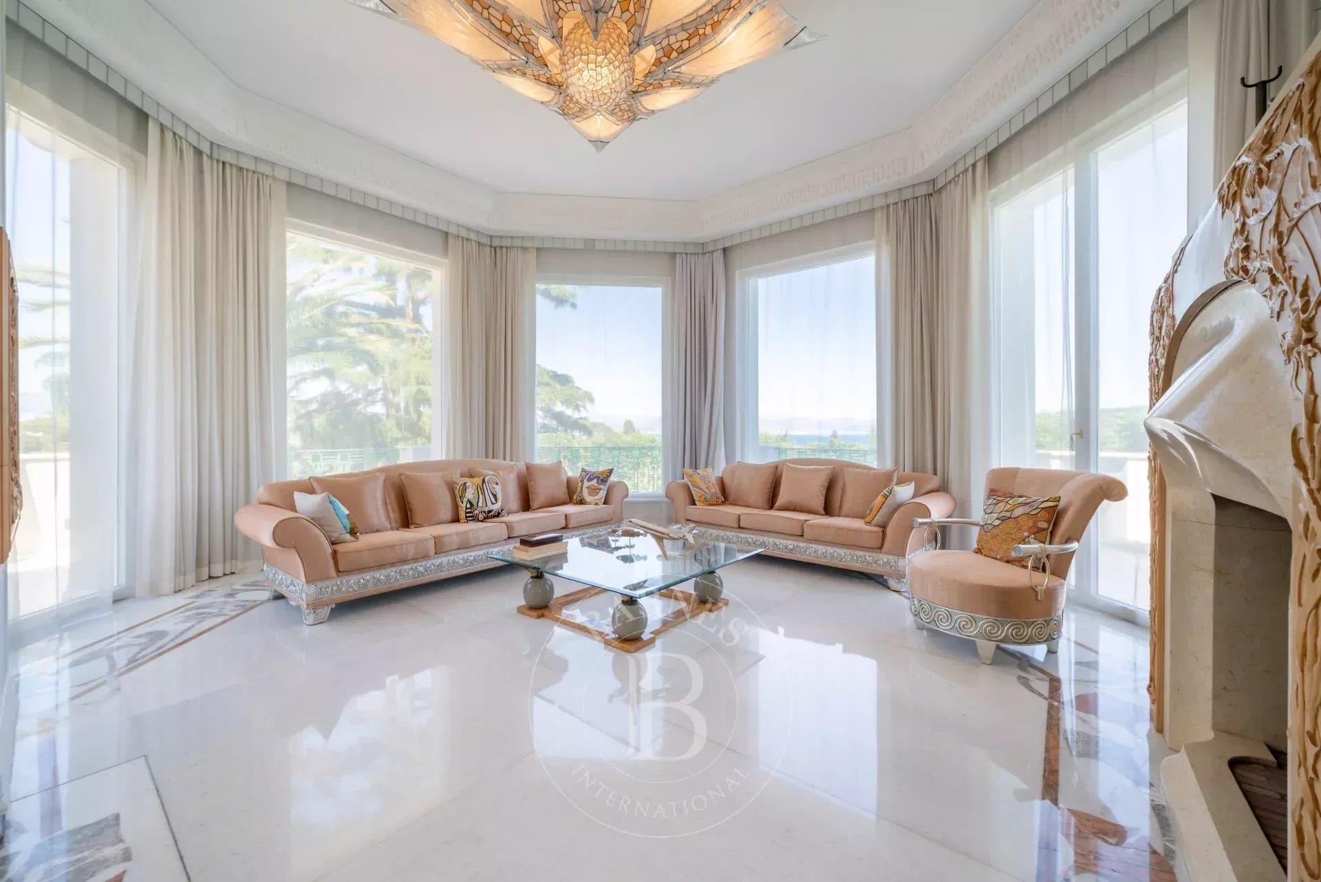Maison à vendre, 1150m², Antibes