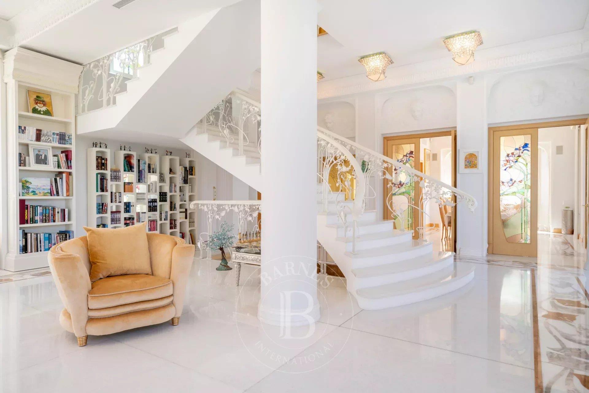 Maison à vendre, 1150m², Antibes