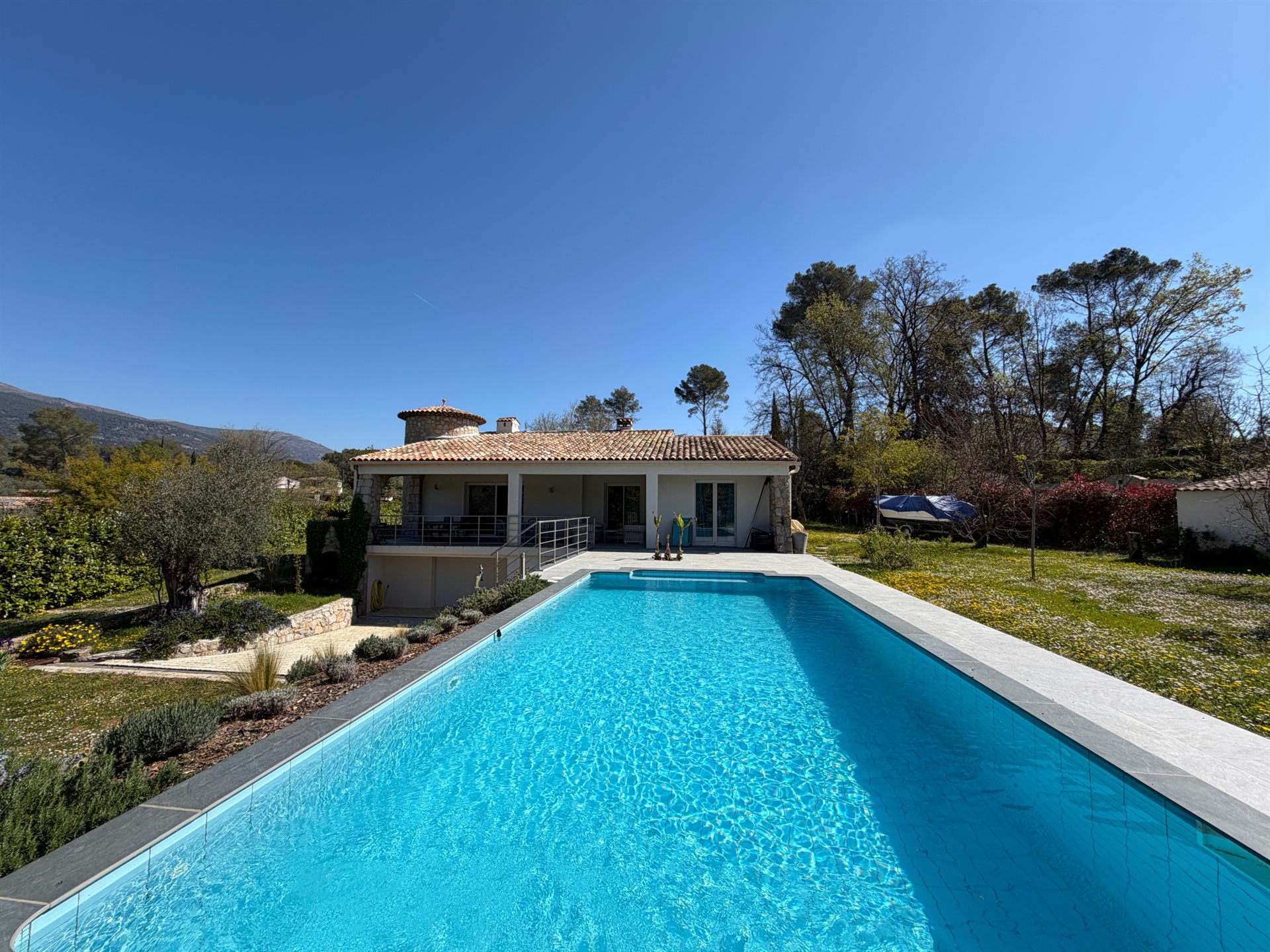 Maison à vendre, 241m², Roquefort-les-Pins