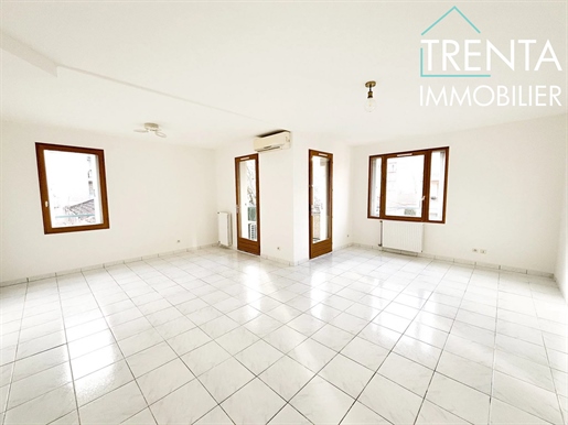 Appartement 4 pièces 102 m² · à Eybens · 102 m² · 235 000 €