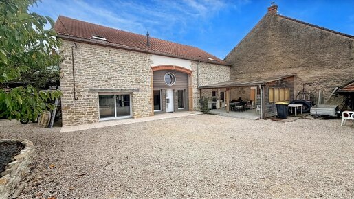 Maison 6 pièces 243 m² · à Poncey-lès-Athée · 243 m² · 269 000 €