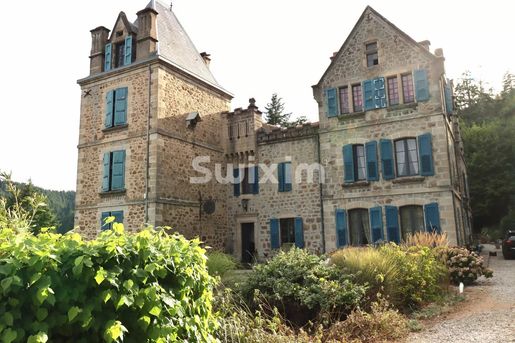Maison 1080 m² · à Lamastre · 1 080 m² · 900 000 €