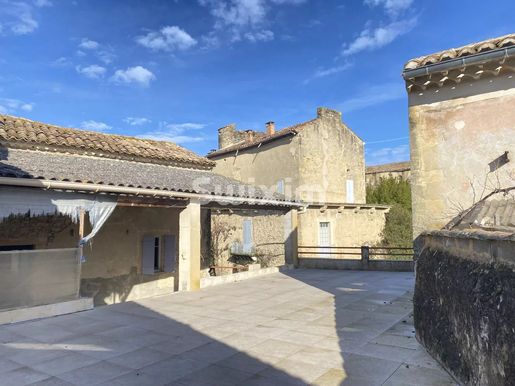 Immeuble 110 m² · à Cavillargues · 110 m² · 195 000 €