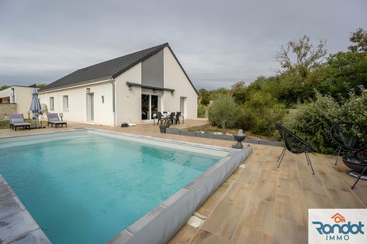 Maison 5 pièces 120 m² · à Savigny-le-Sec · 120 m² · 395 000 €